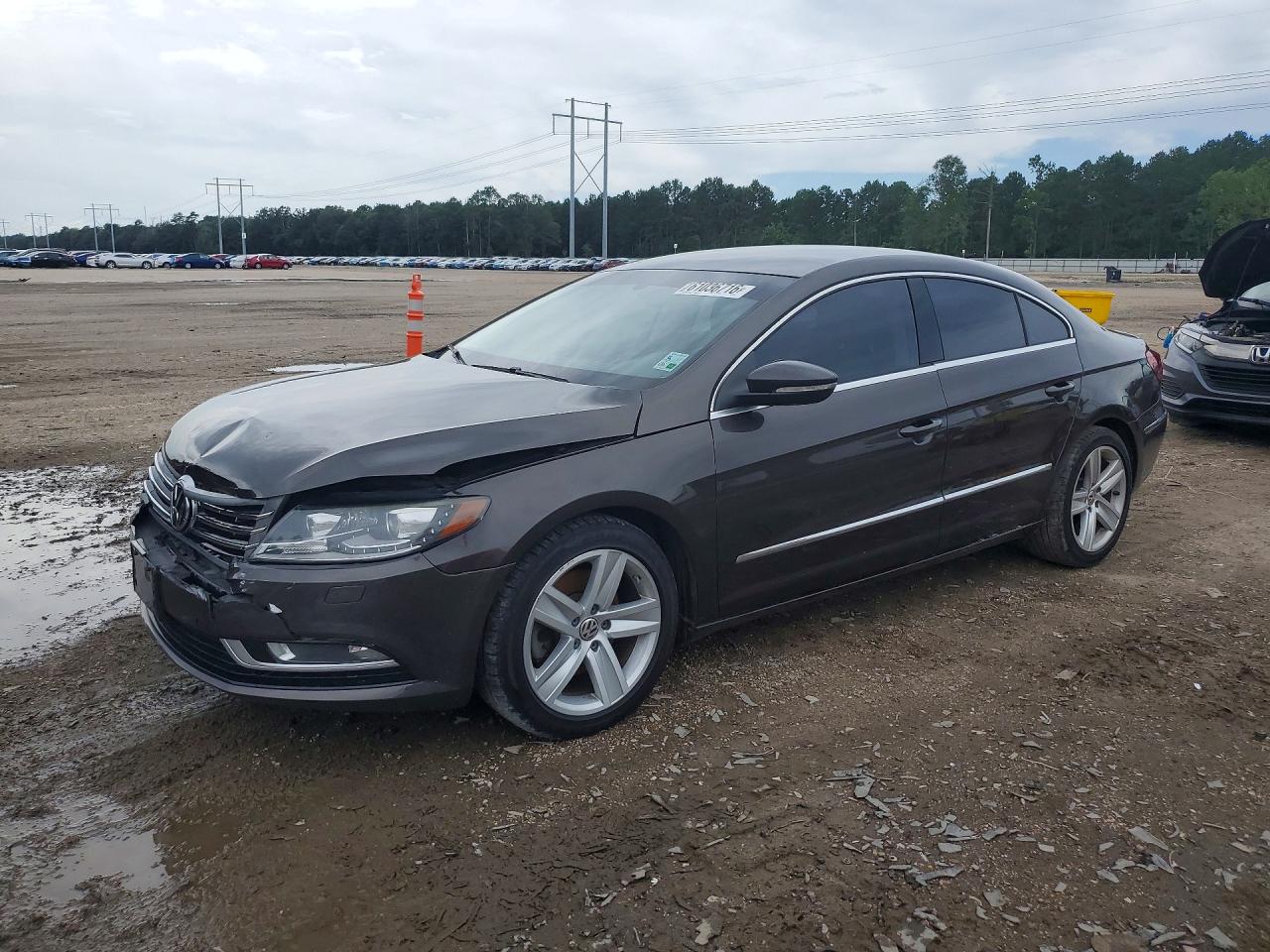 2015 Volkswagen CC Sport, VIN WVWBP7AN7FE813791 — Front end