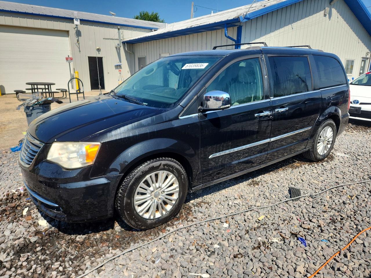 2013 Chrysler Town & Country Limited, VIN 2C4RC1GG5DR569574 — Hail