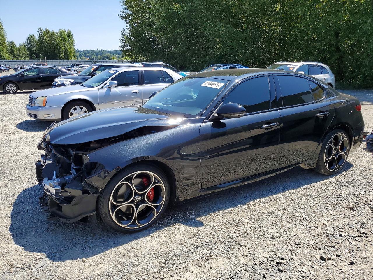 2022 Alfa Romeo Giulia Veloce, VIN ZARFAMBN3N7665809 — Front end