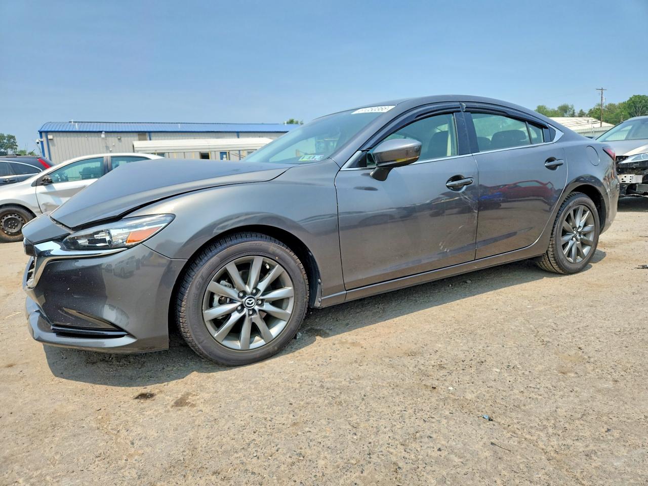 2018 Mazda 6 Sport, VIN JM1GL1UM9J1336329 — Перед