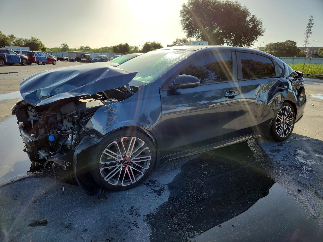 2021 Kia Forte GT, VIN 3KPF44ACXME276794 — Front end