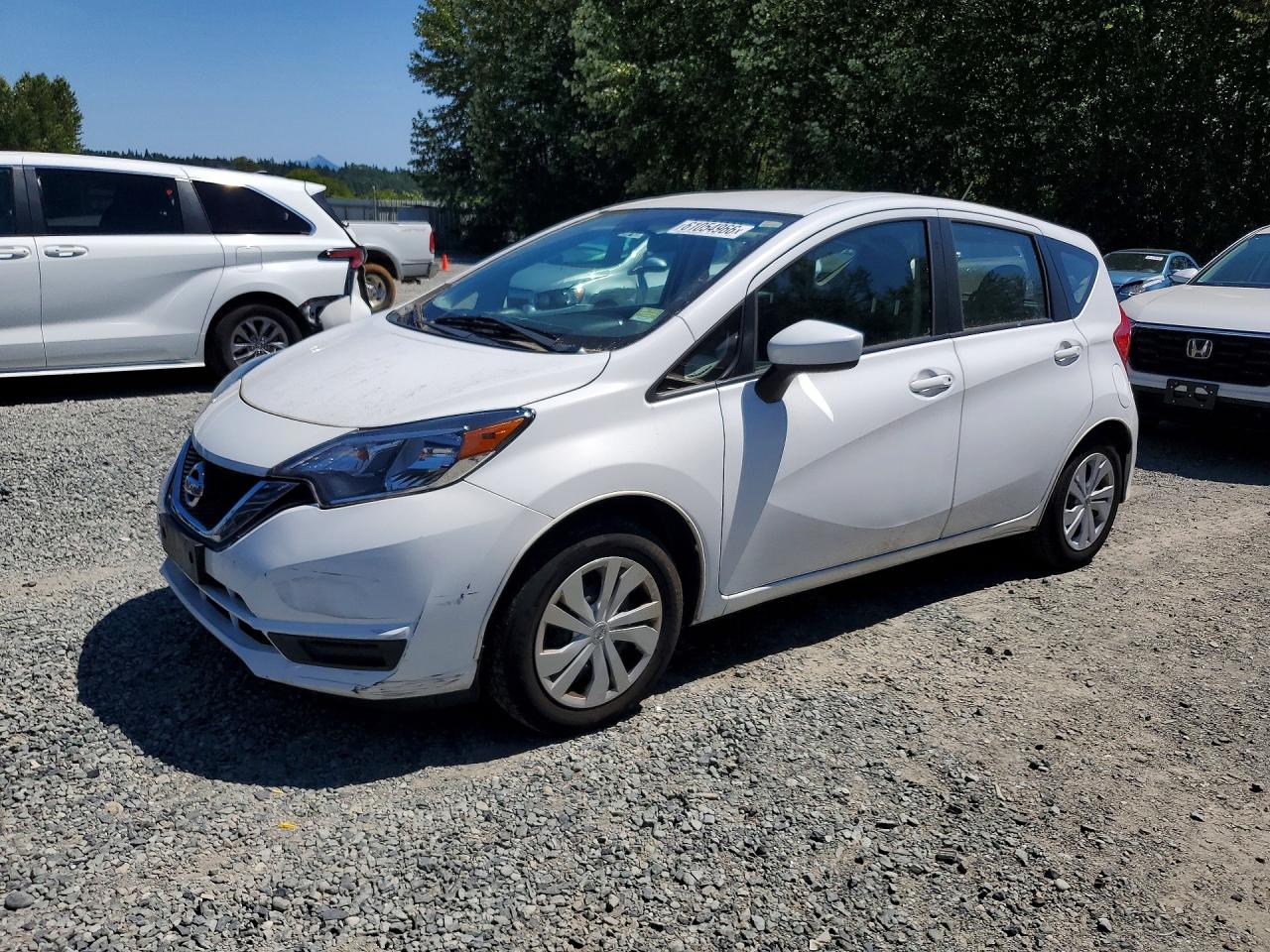 2017 Nissan Note SV, VIN 3N1CE2CP1HL366411 — Front end