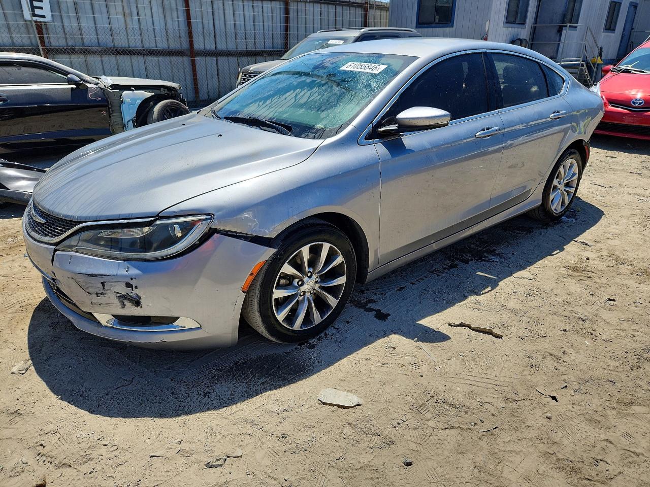 2015 Chrysler 200 C, VIN 1C3CCCCB5FN520584 — Rear end
