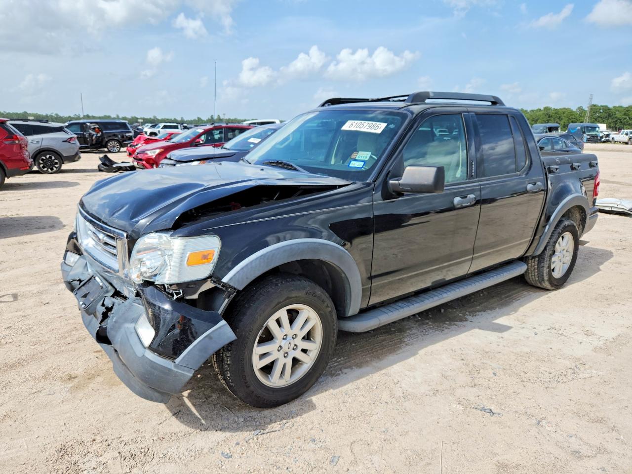 2008 Ford Explorer Sport Trac XLT, VIN 1FMEU31E58UB23766 — Front end