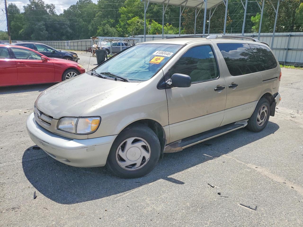2000 Toyota Sienna LE, VIN 4T3ZF13C4YU317207 — Зад
