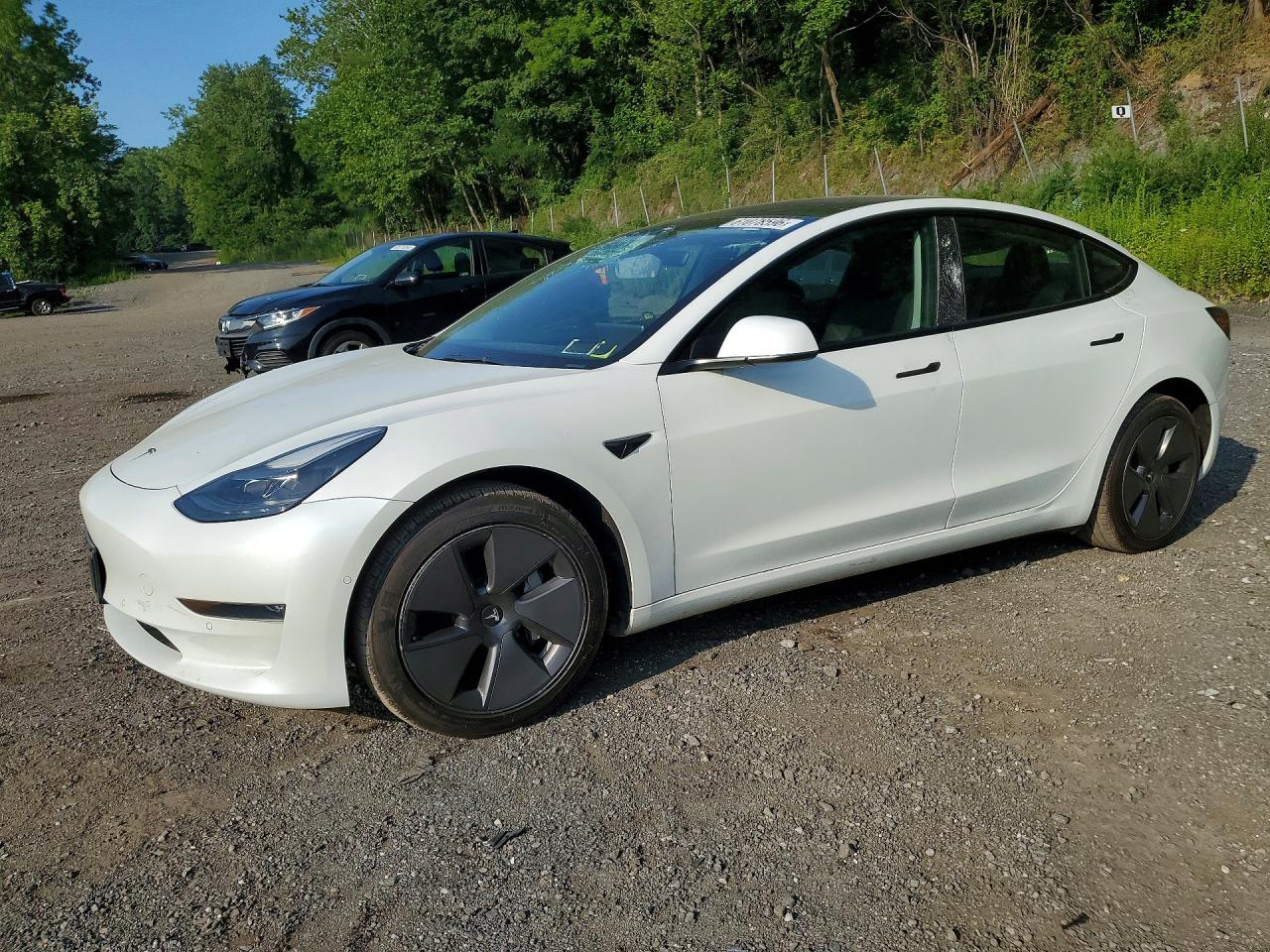 2022 Tesla Model 3 Long Range, VIN 5YJ3E1EB5NF207796 — Roof