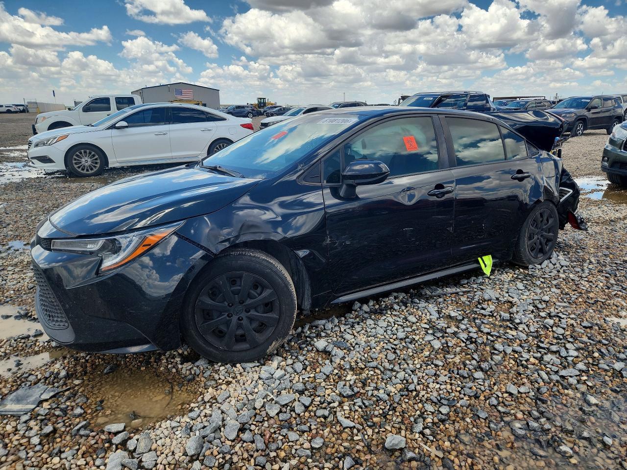 2020 Toyota Corolla LE, VIN JTDEPRAE1LJ088507 — Rear end