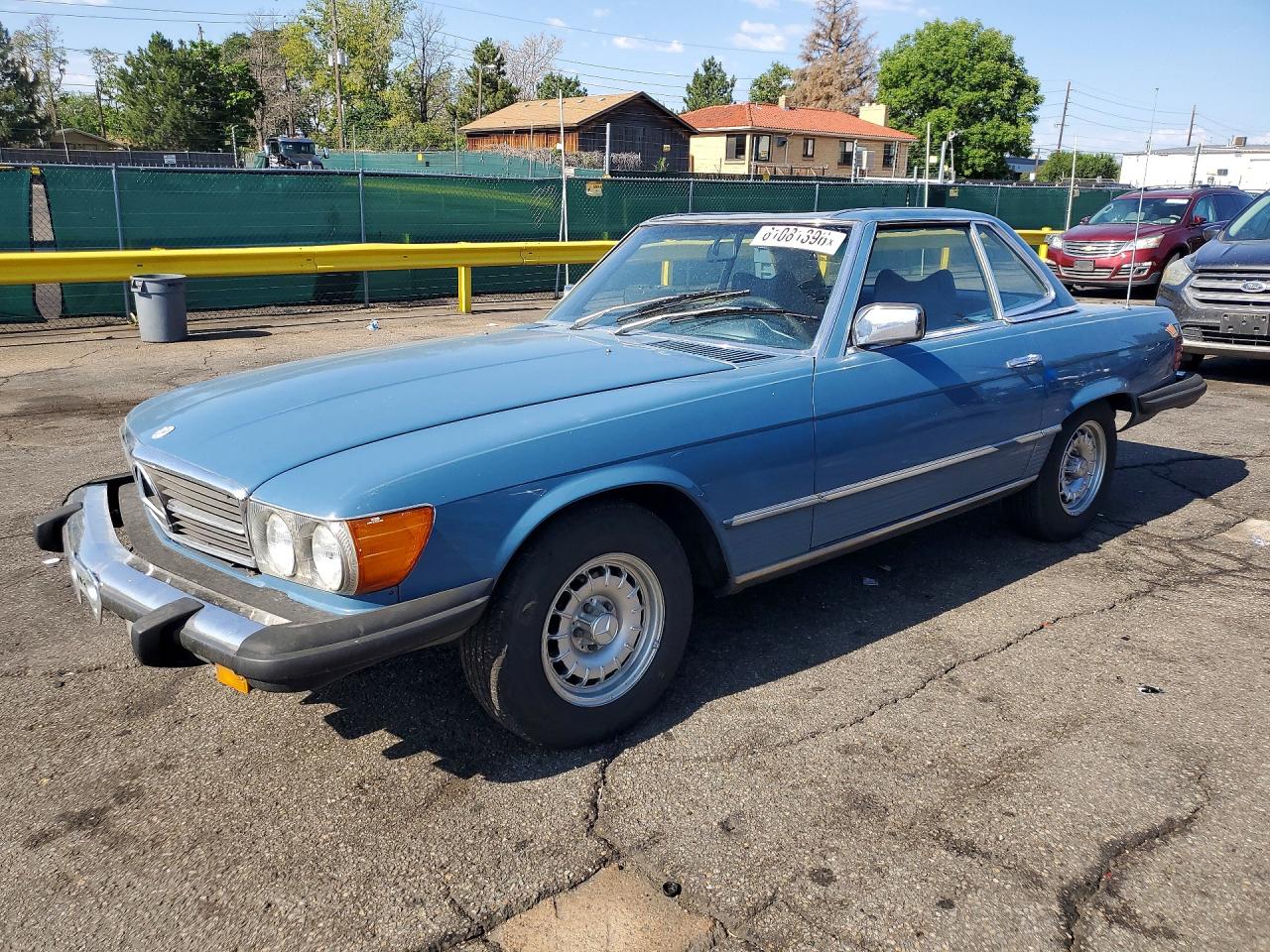 1979 Mercedes-Benz 450, VIN 10704412057185 — Minor dents and scratches