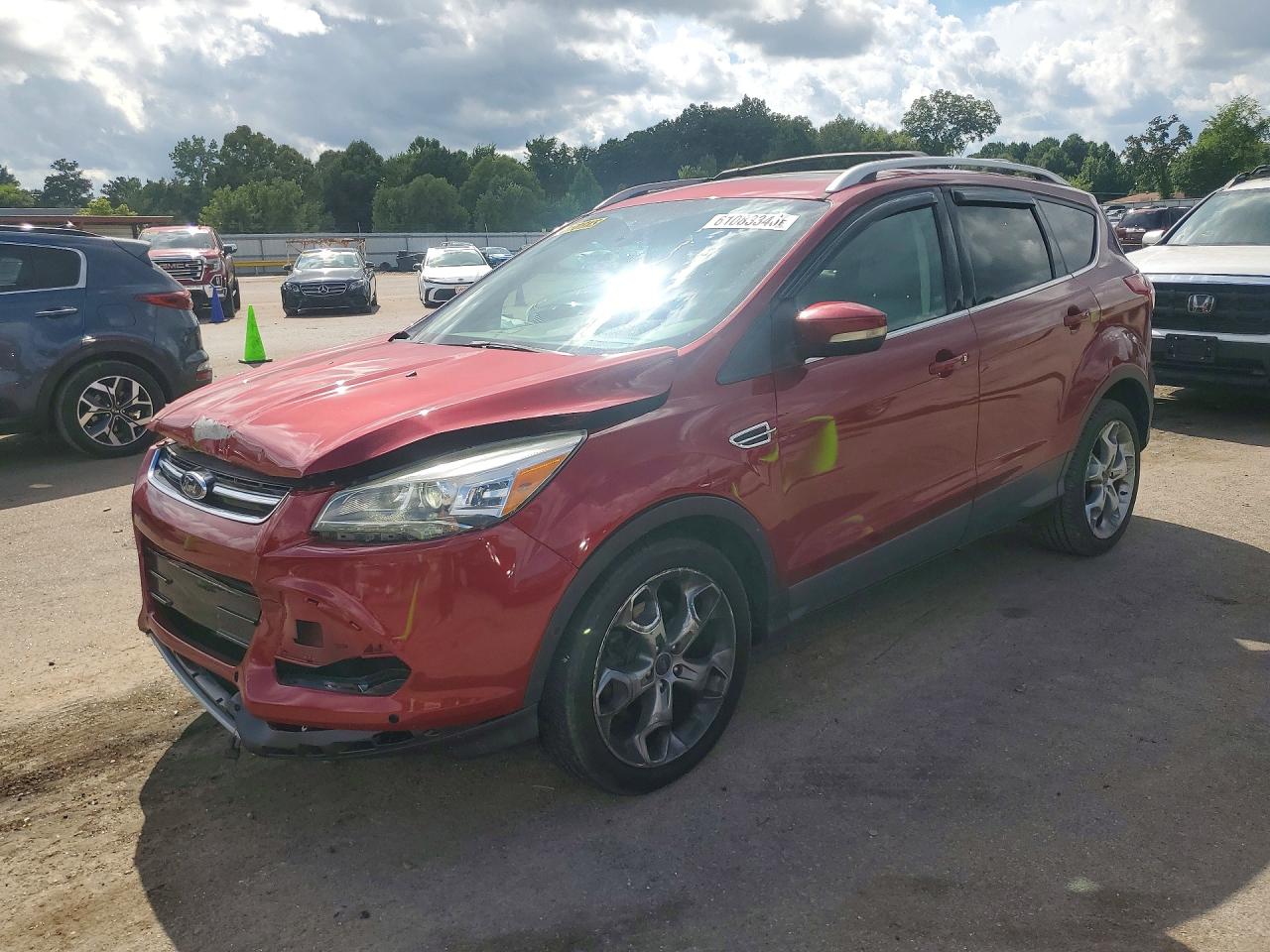 2015 Ford Escape Titanium, VIN 1FMCU9J94FUA36760 — Front end