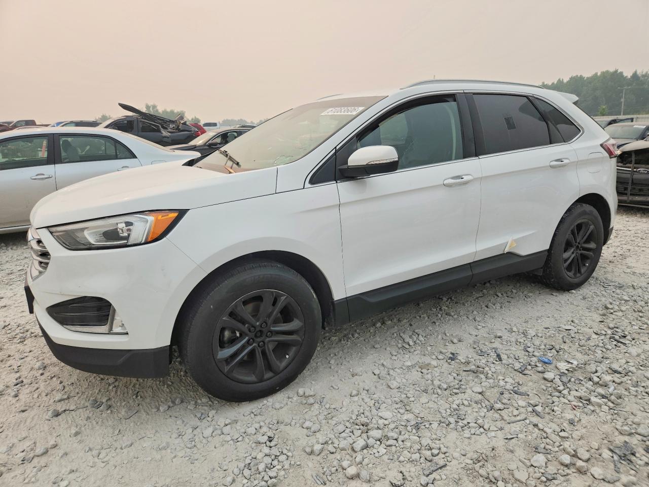 2019 Ford Edge SEL, VIN 2FMPK3J9XKBC40404 — Rear end
