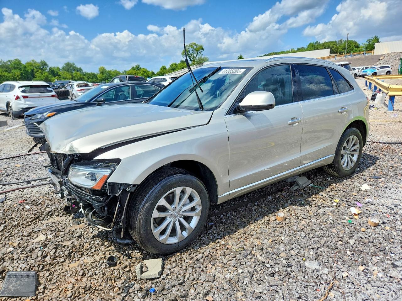 2016 Audi Q5 Premium Plus, VIN WA1L2AFP8GA120855 — Перед