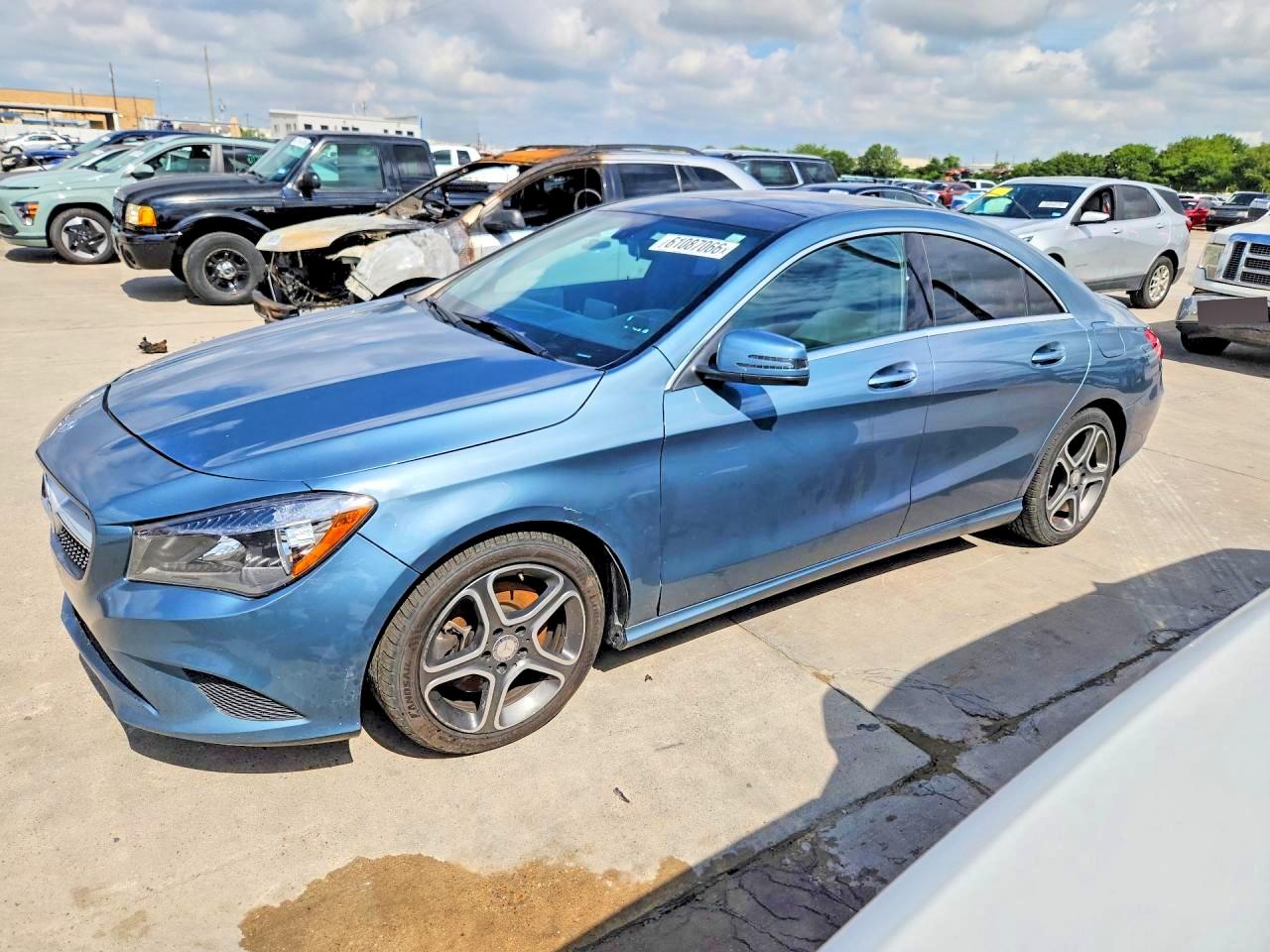2014 Mercedes-Benz CLA 250, VIN WDDSJ4EB2EN064371 — Normal wear