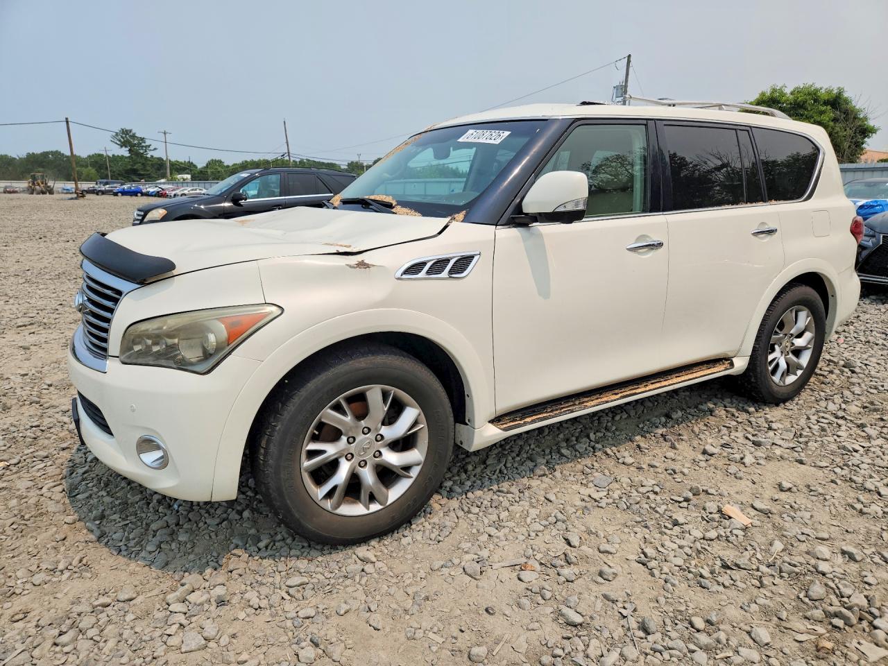 2011 Infiniti QX56 8-passenger, VIN JN8AZ2NC2B9300280 — Roof