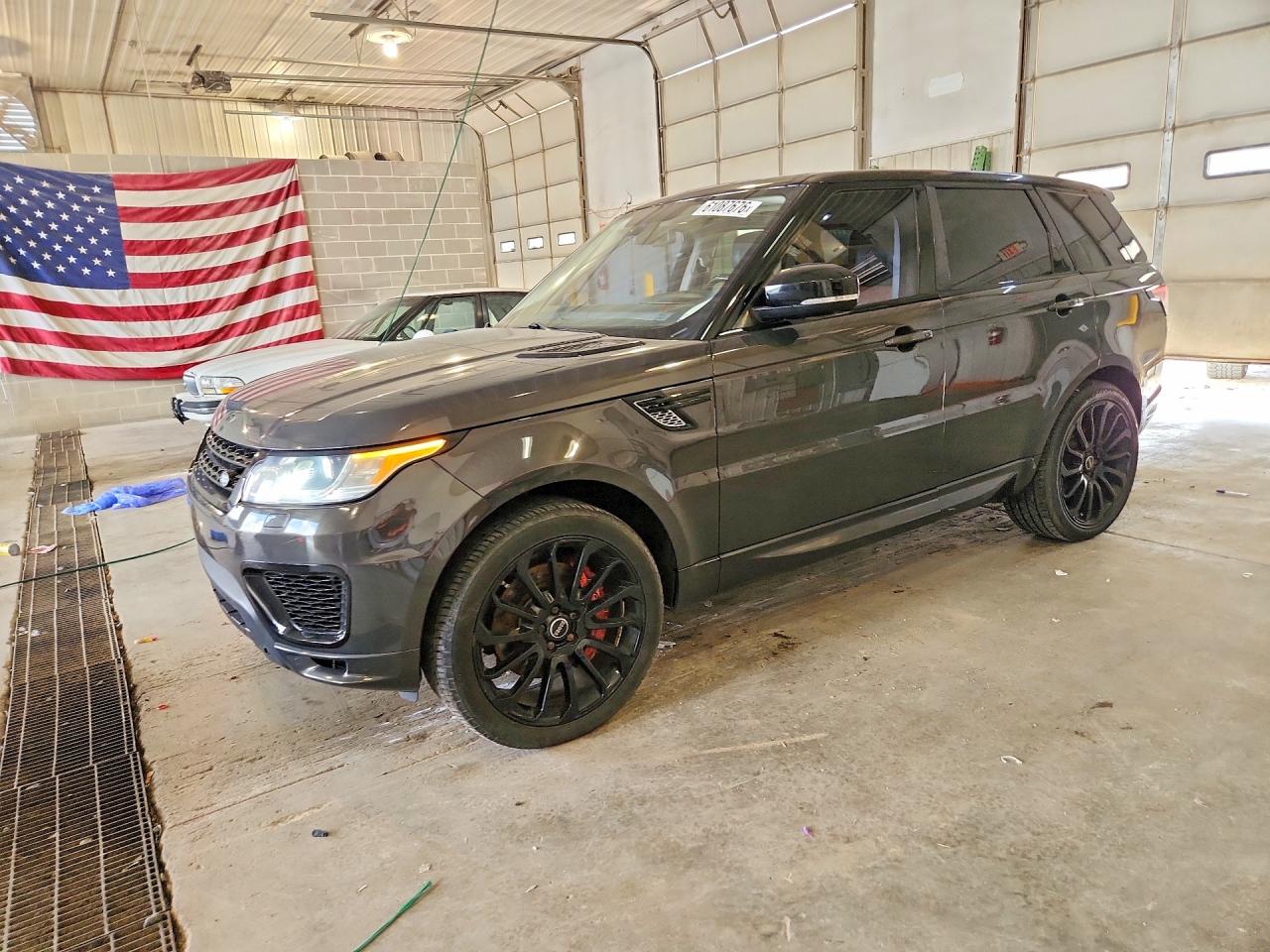 2014 Land Rover Range Rover Sport Autobiography, VIN SALWV2EF9EA313921 — Rear end