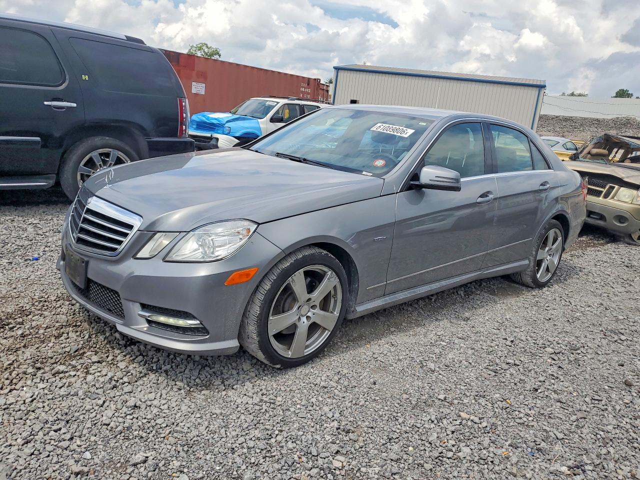 2012 Mercedes-Benz E 350 Sport, VIN WDDHF8JBXCA618401 — Undercarriage