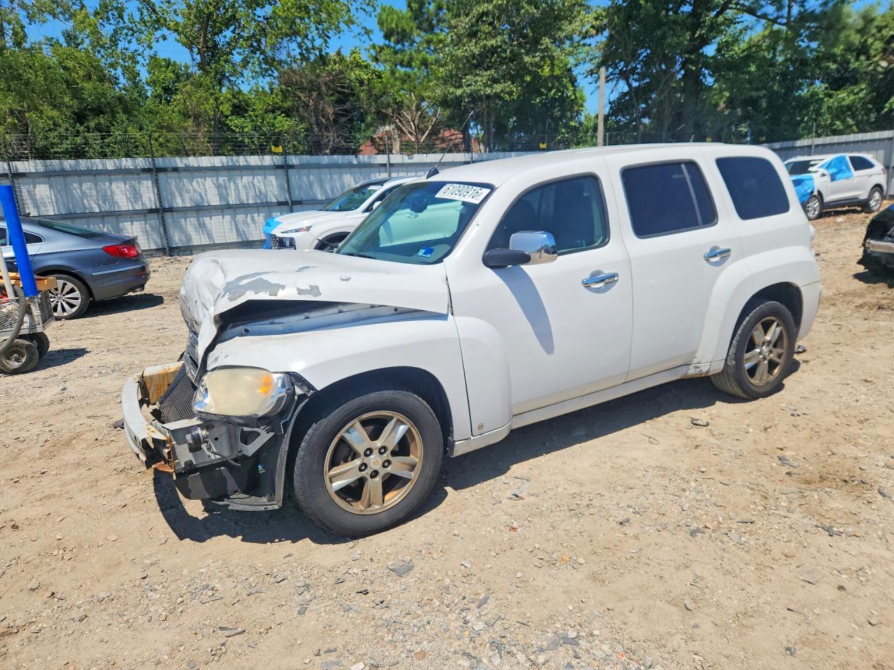 2008 Chevrolet HHR LT, VIN 3GNCA23D28S721548 — Front end