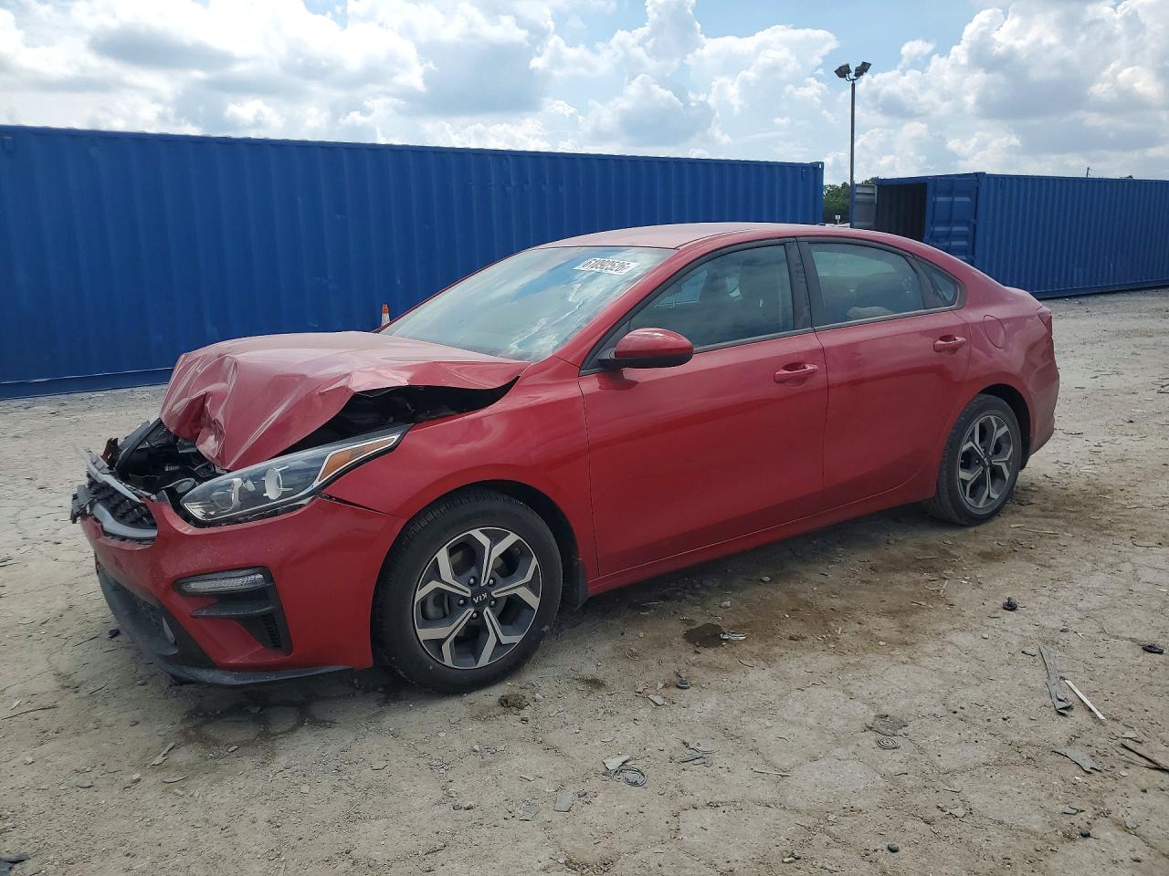 2021 Kia Forte LXS, VIN 3KPF24AD1ME332877 — Front end