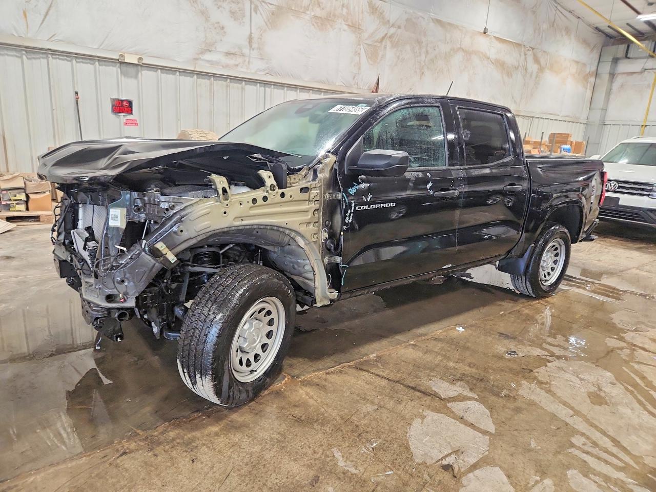 2025 Chevrolet Colorado 2WD Work Truck, VIN 1GCPSBEK5S1165702 — Front end