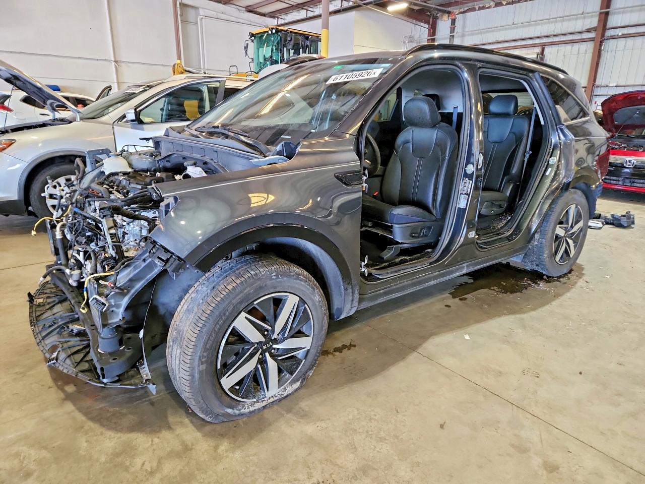 2021 Kia Sorento EX, VIN 5XYRH4LF6MG031082 — Stripped