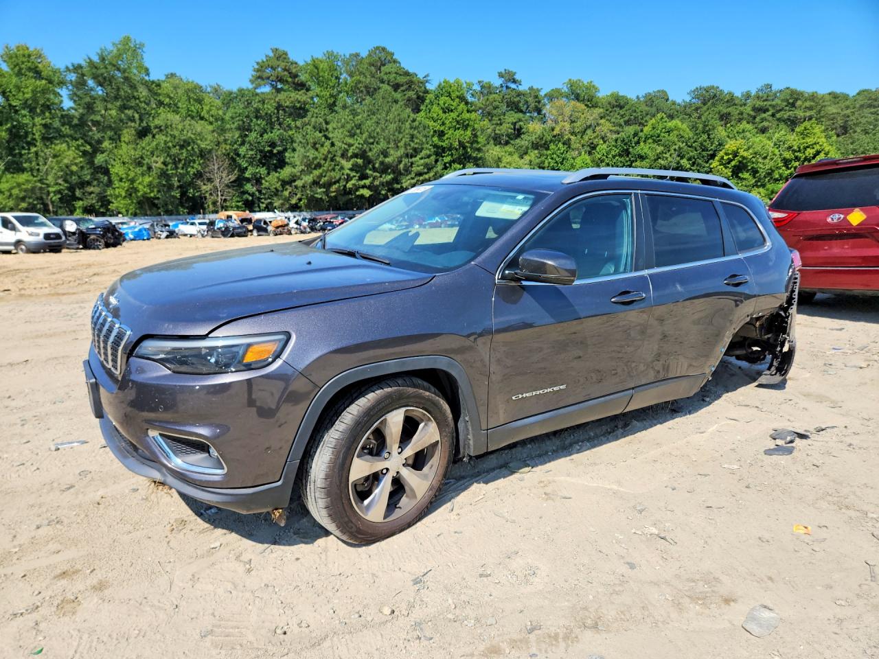 2021 Jeep Cherokee Limited, VIN 1C4PJMDX3MD171270 — Rear end