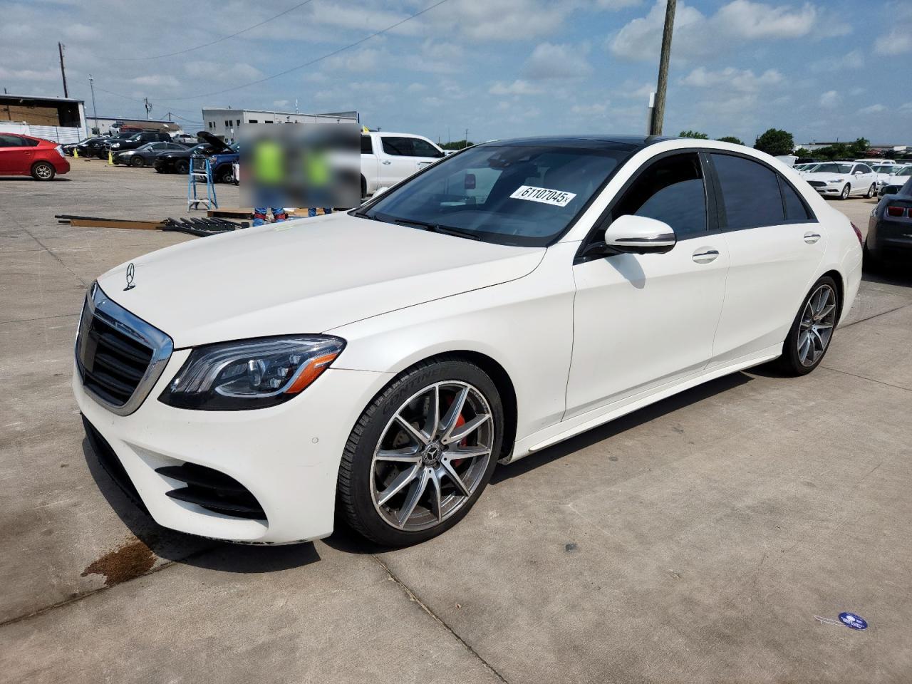 2018 Mercedes-Benz S 560, VIN WDDUG8DBXJA397080 — Front end