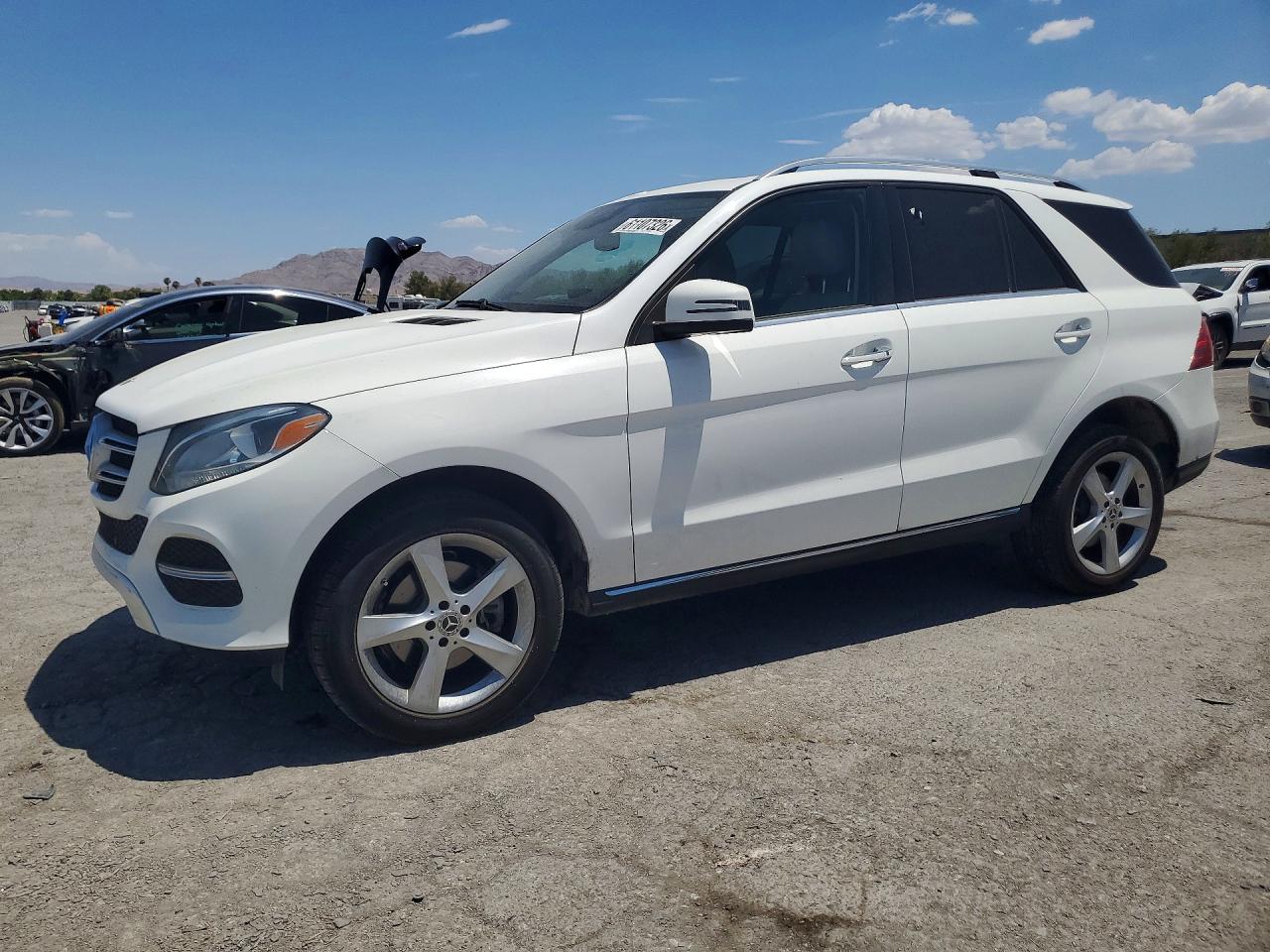 2017 Mercedes-Benz GLE 350, VIN 4JGDA5JB7HA971879 — Undercarriage