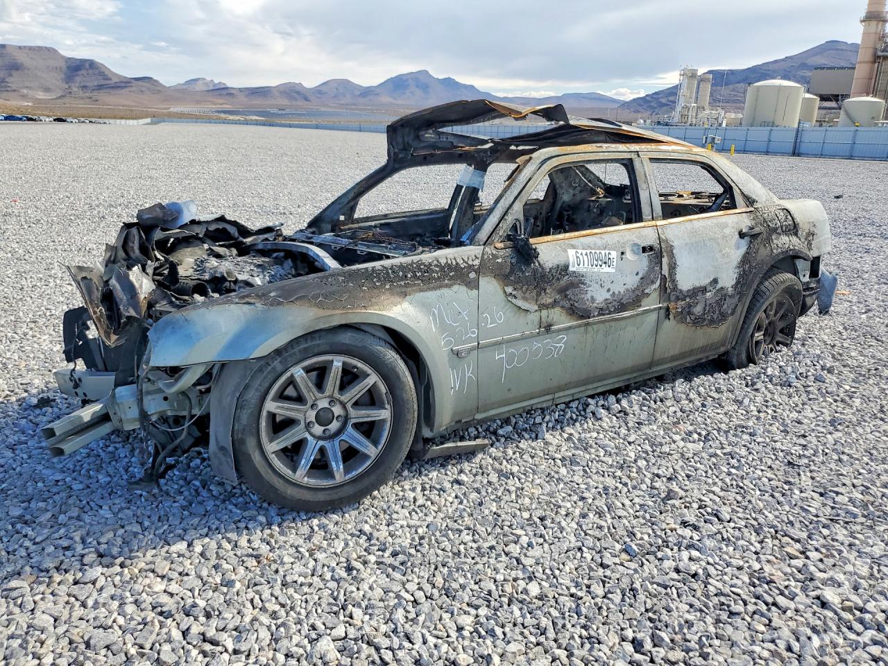 2006 Chrysler 300 C, VIN 2C3LA63H06H213084 — Burn