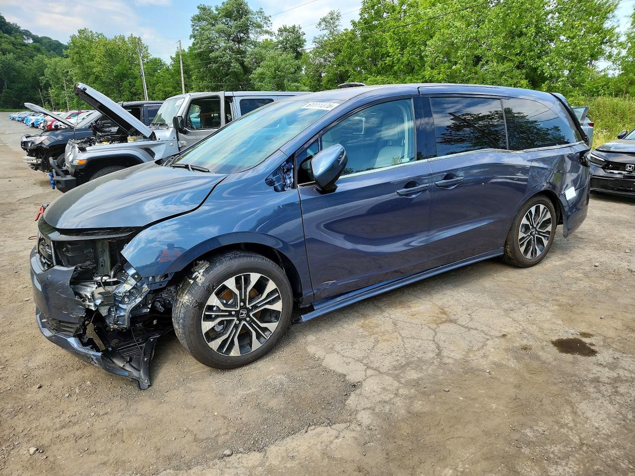 2026 Honda Odyssey Elite, VIN 5FNRL6H95TB022389 — Front end