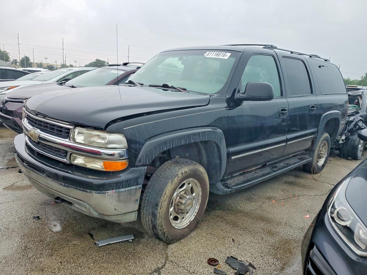 2001 Chevrolet Suburban LT, VIN 3GNGK26U31G162661 — Normal wear
