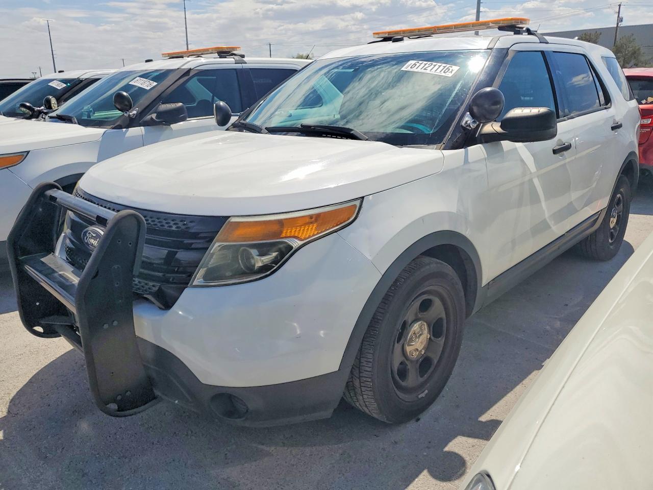 2014 Ford Police Interceptor Utility, VIN 1FM5K8AR9EGA75916 — Minor dents and scratches