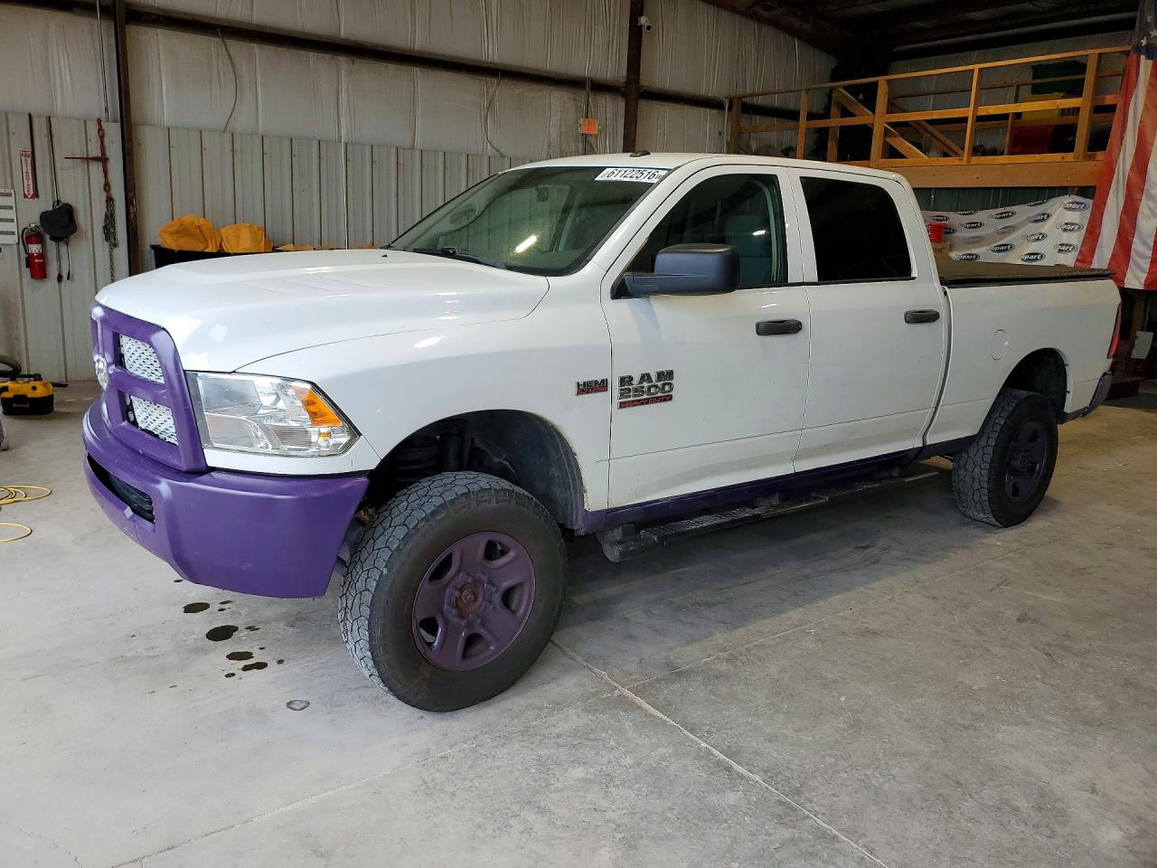 2017 Ram 2500 Tradesman, VIN 3C6TR5CT3HG732871 — Minor dents and scratches