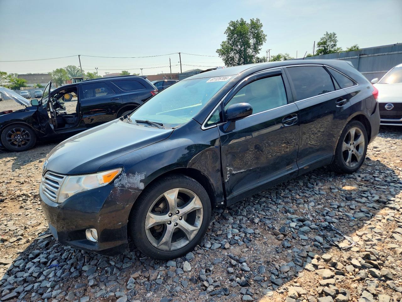 2009 Toyota Venza, VIN 4T3BK11A29U023658 — Side