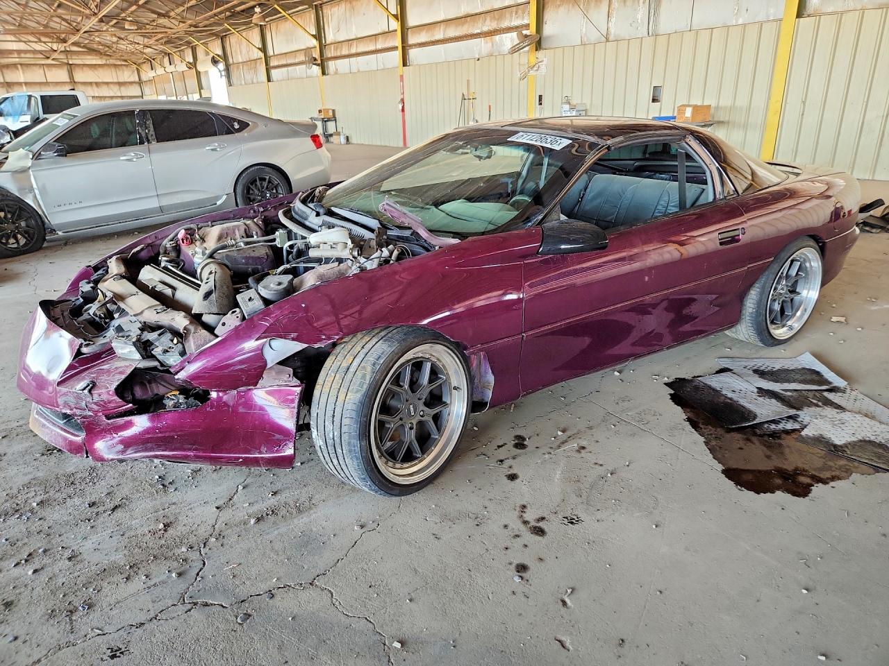 1995 Chevrolet Camaro, VIN 2G1FP22S5S2189352 — Front end