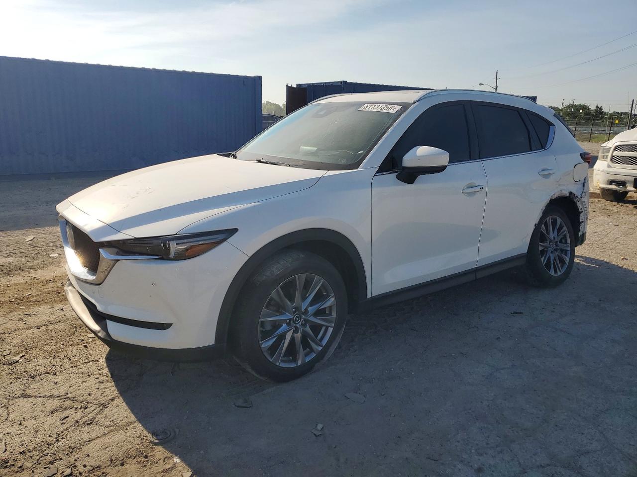 2020 Mazda CX-5 Signature, VIN JM3KFBEY0L0849400 — Зад