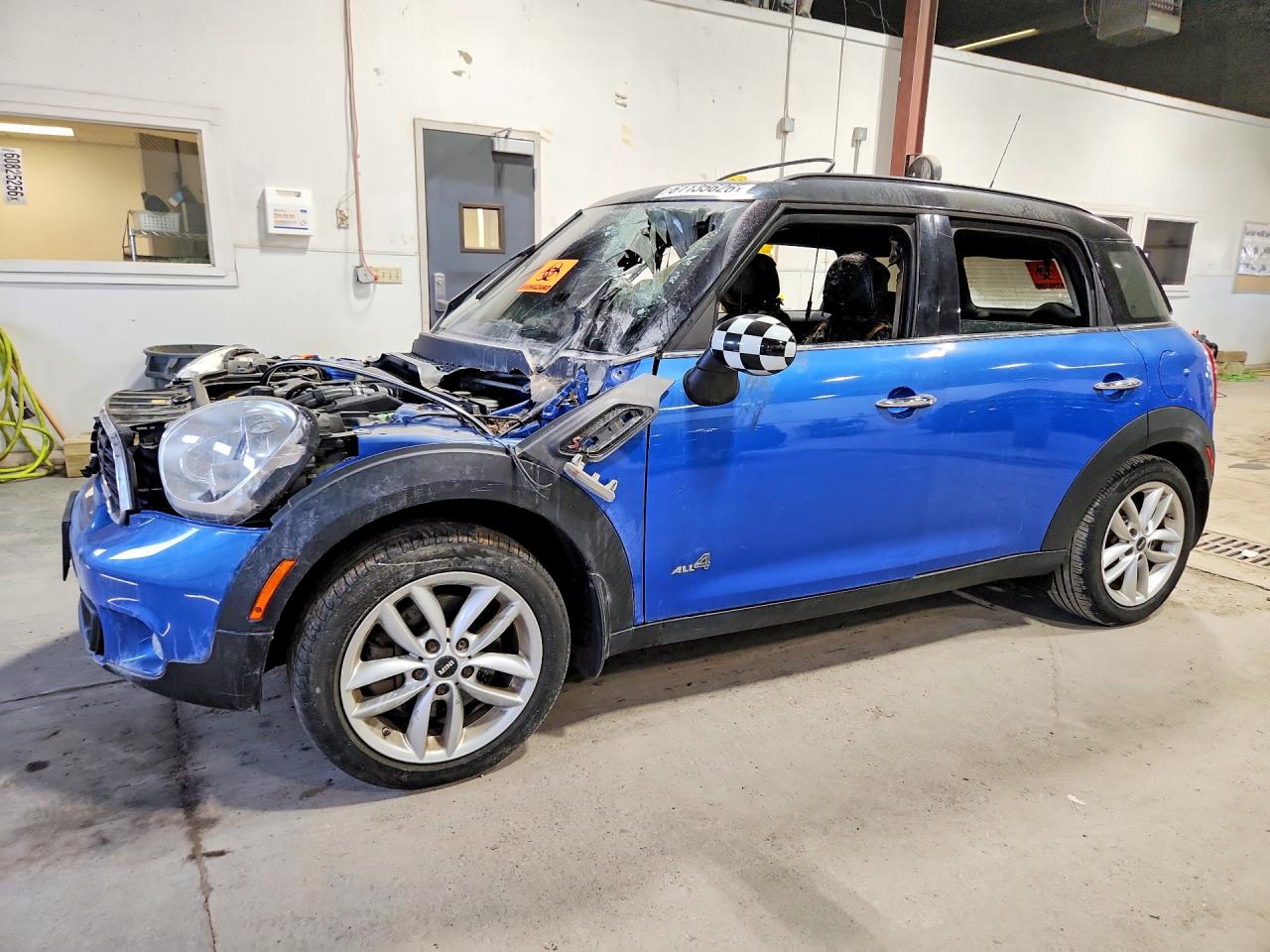 2014 MINI Countryman S, VIN WMWZC5C57EWP35479 — Burn