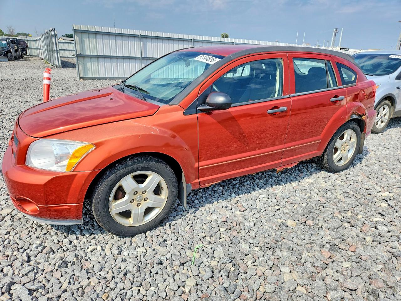 2008 Dodge Caliber SXT, VIN 1B3HB48B48D797451 — Бок