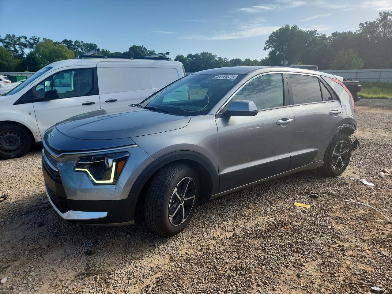 2026 Kia Niro LX, VIN KNDCP3LE2T5324589 — Rear end
