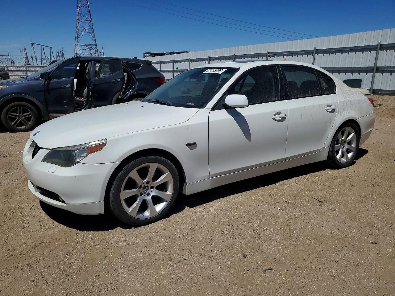 2004 BMW 5 Series 530i, VIN WBANA73514B811932 — Front end