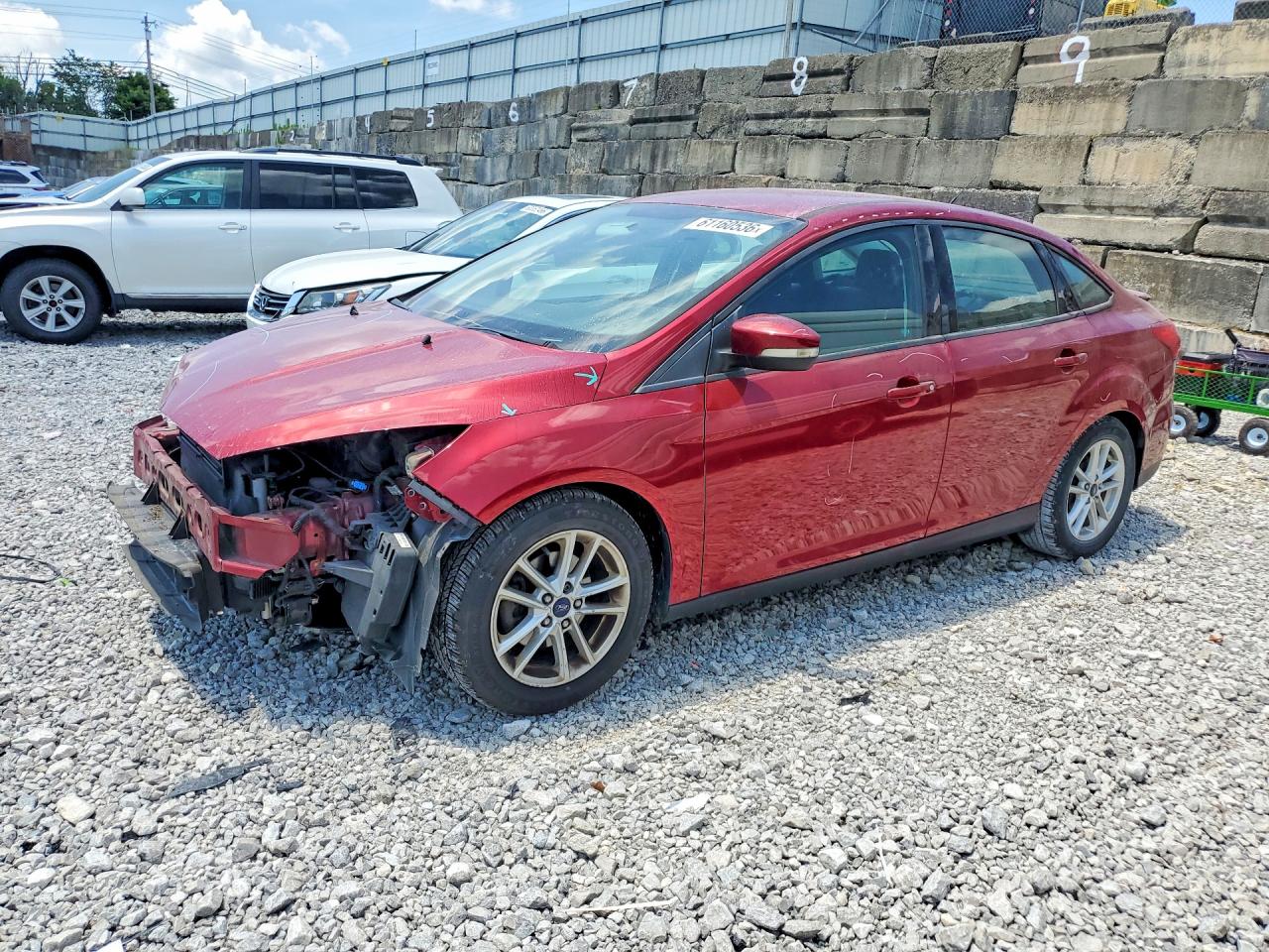 2016 Ford Focus SE, VIN 1FADP3F20GL301079 — Front end