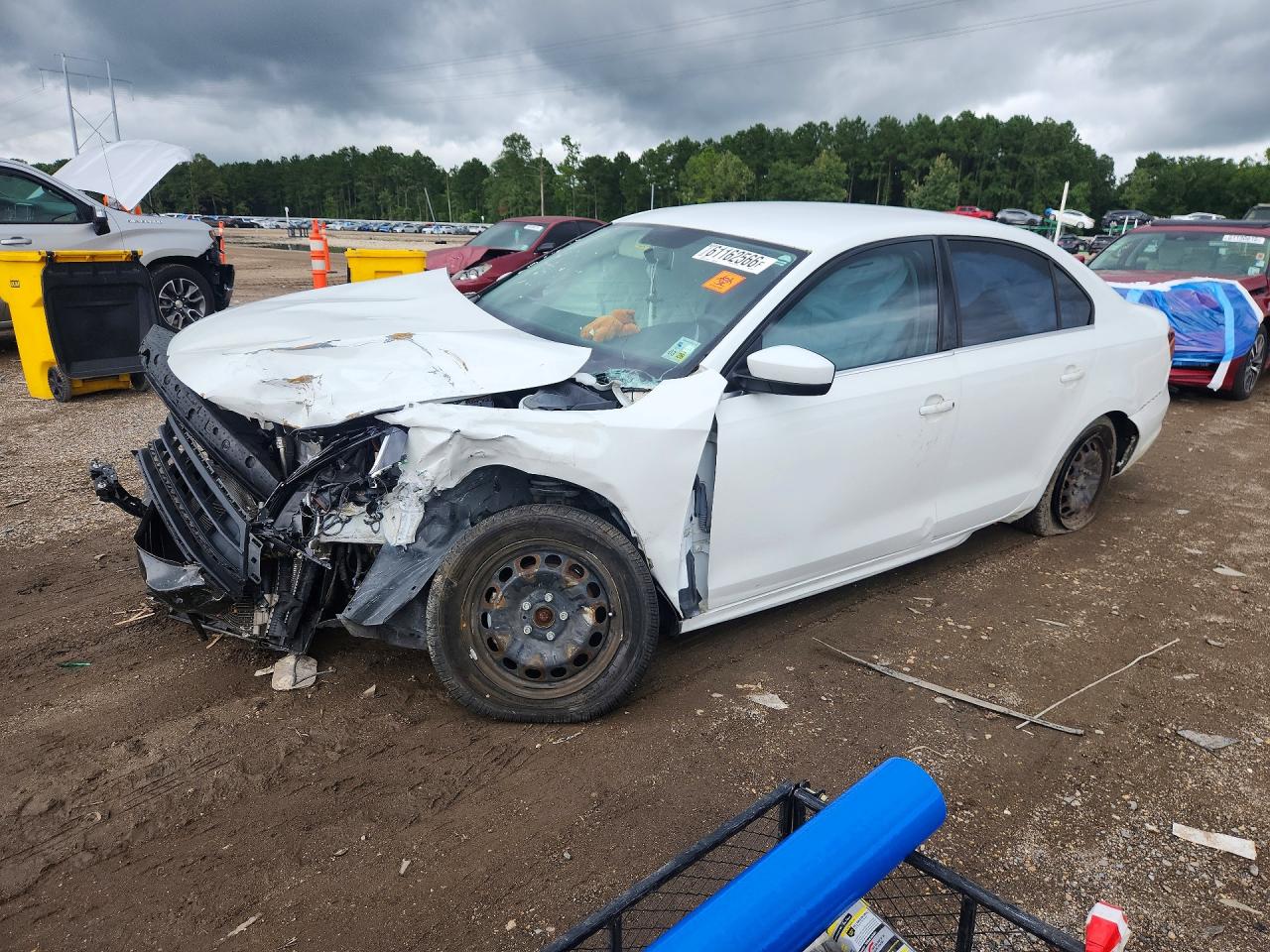 2017 Volkswagen Jetta S, VIN 3VW2B7AJ2HM319215 — Front end