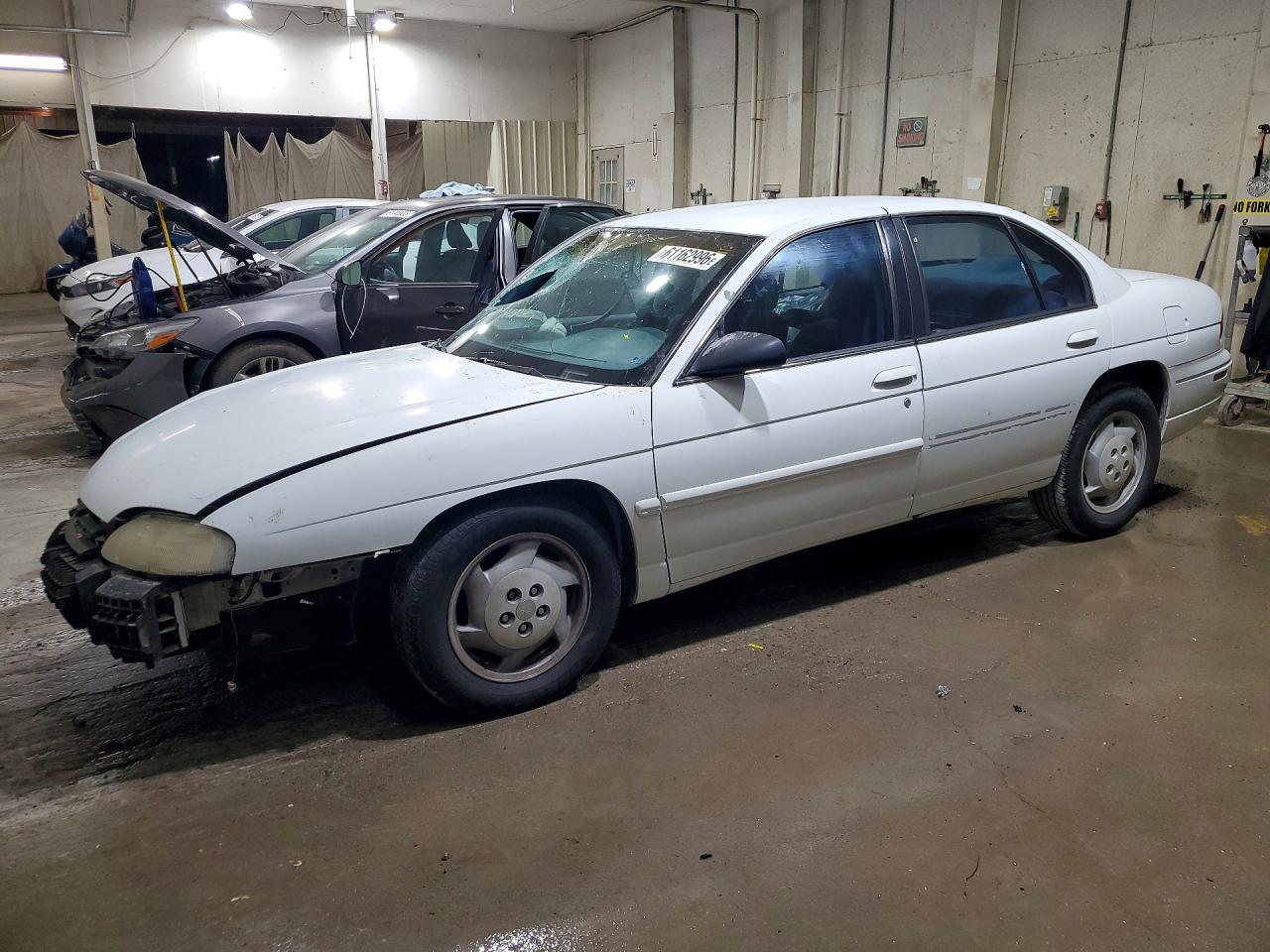 1995 Chevrolet Lumina, VIN 2G1WL52M5S1161250 — Front end