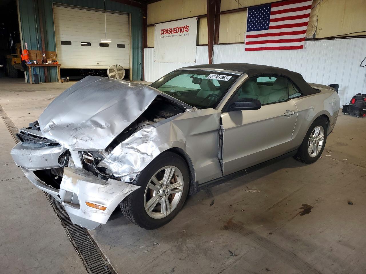 2012 Ford Mustang V6, VIN 1ZVBP8EM6C5222447 — Front end