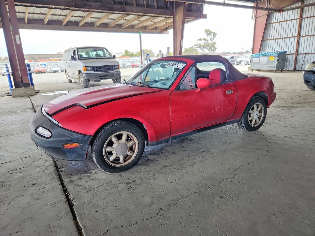 1992 Mazda MX-5 Miata, VIN JM1NA3516N1304179 — Vandalism