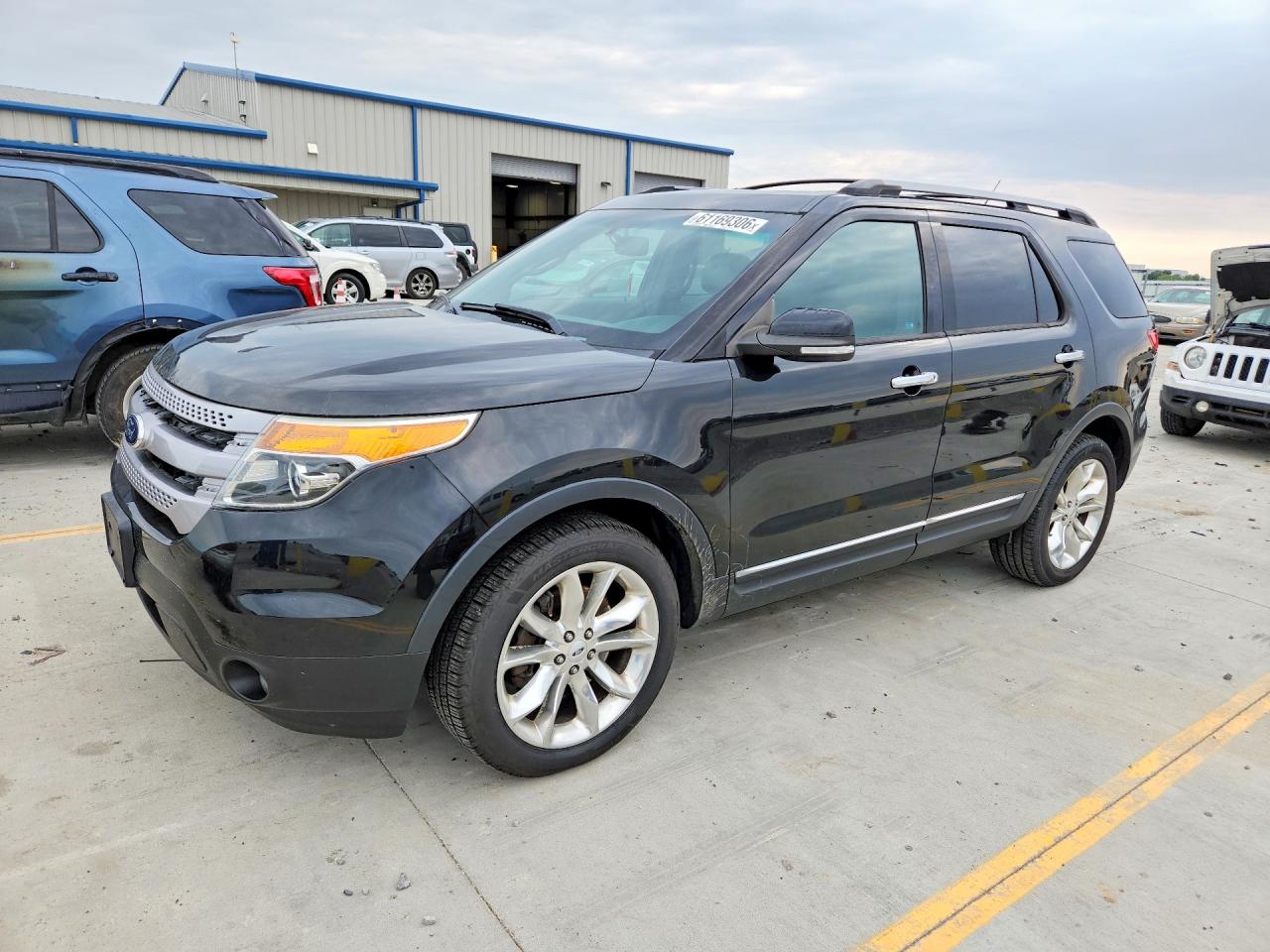 2014 Ford Explorer XLT, VIN 1FM5K8D89EGA02273 — Front end