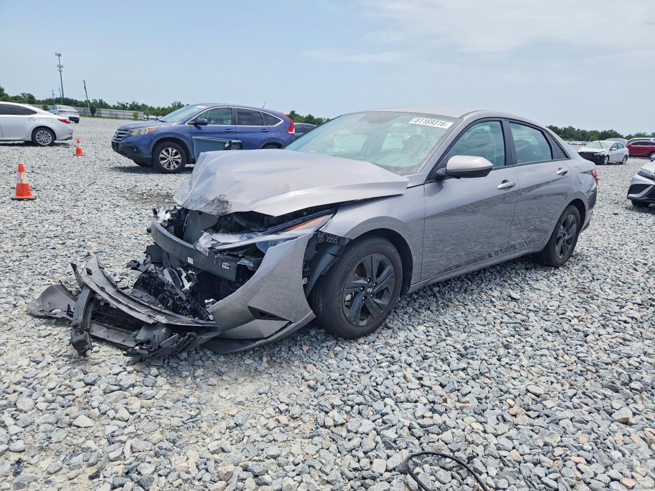 2023 Hyundai Elantra SEL, VIN KMHLM4AG1PU584704 — Front end