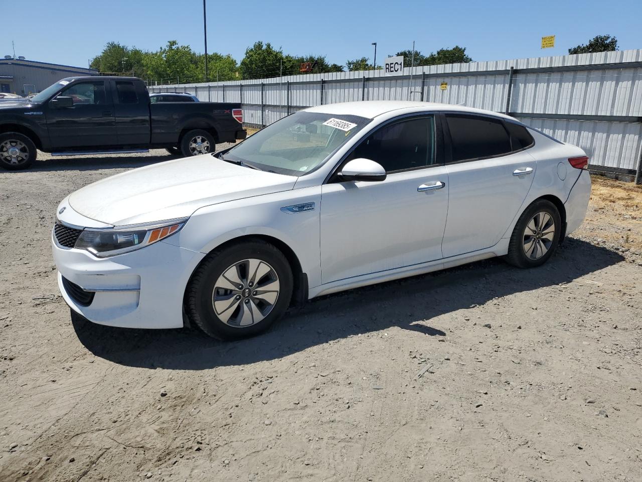 2017 Kia Optima, VIN KNAGT4LC4H5004714 — Prior damage history