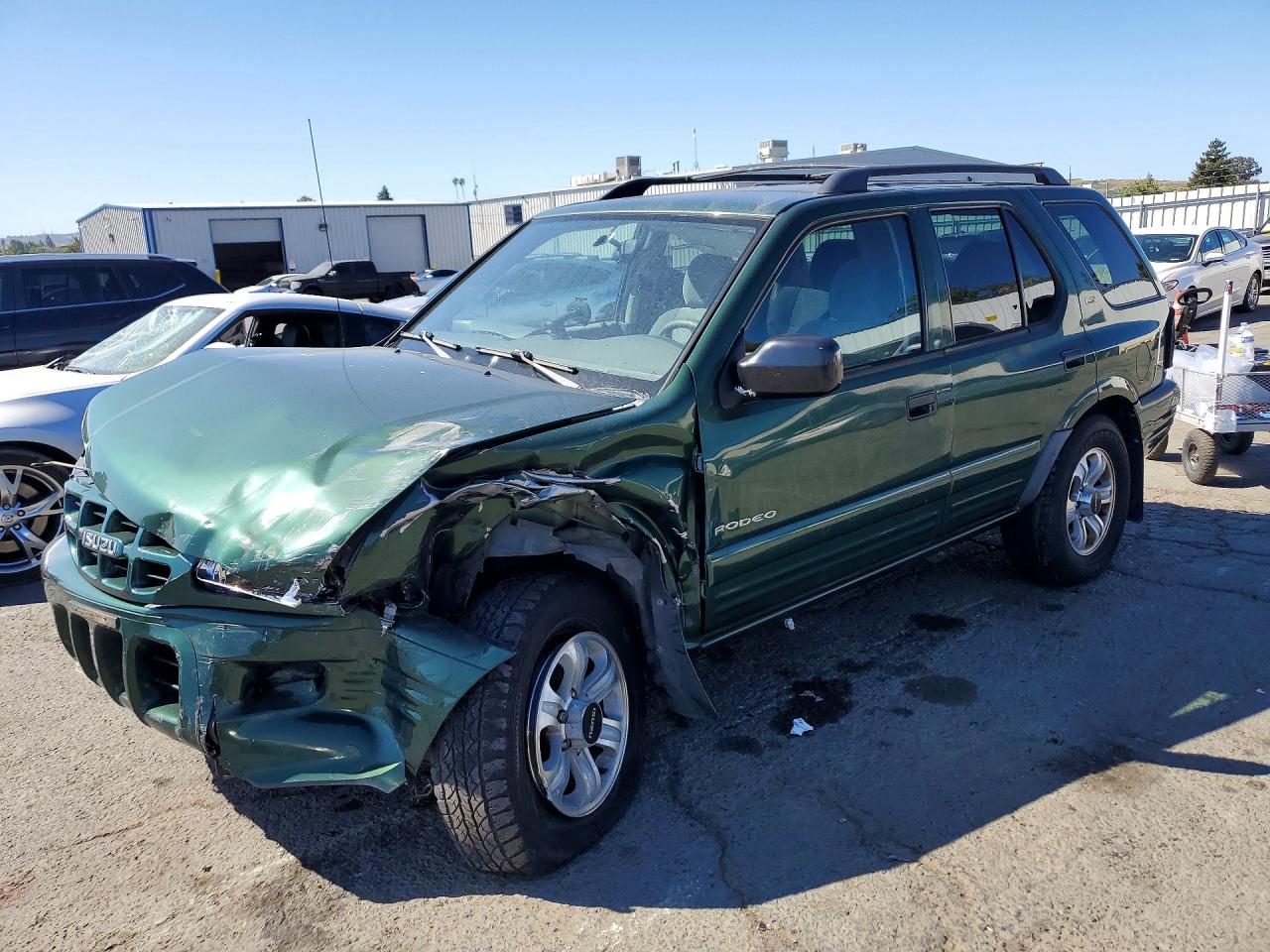 2001 Isuzu Rodeo S, VIN 4S2CK58W314302782 — Перед