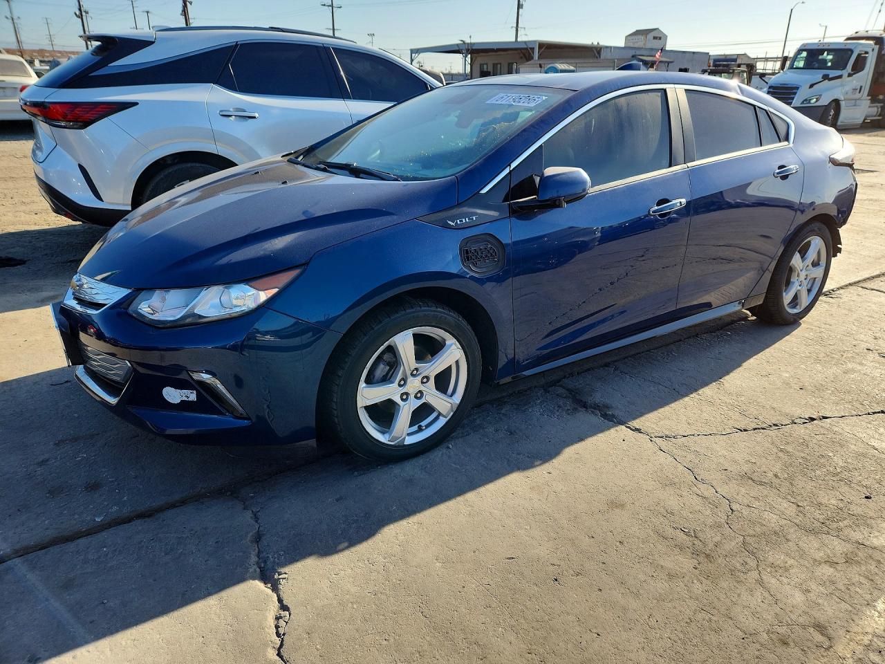 2019 Chevrolet Volt LT, VIN 1G1RC6S54KU112170 — Side