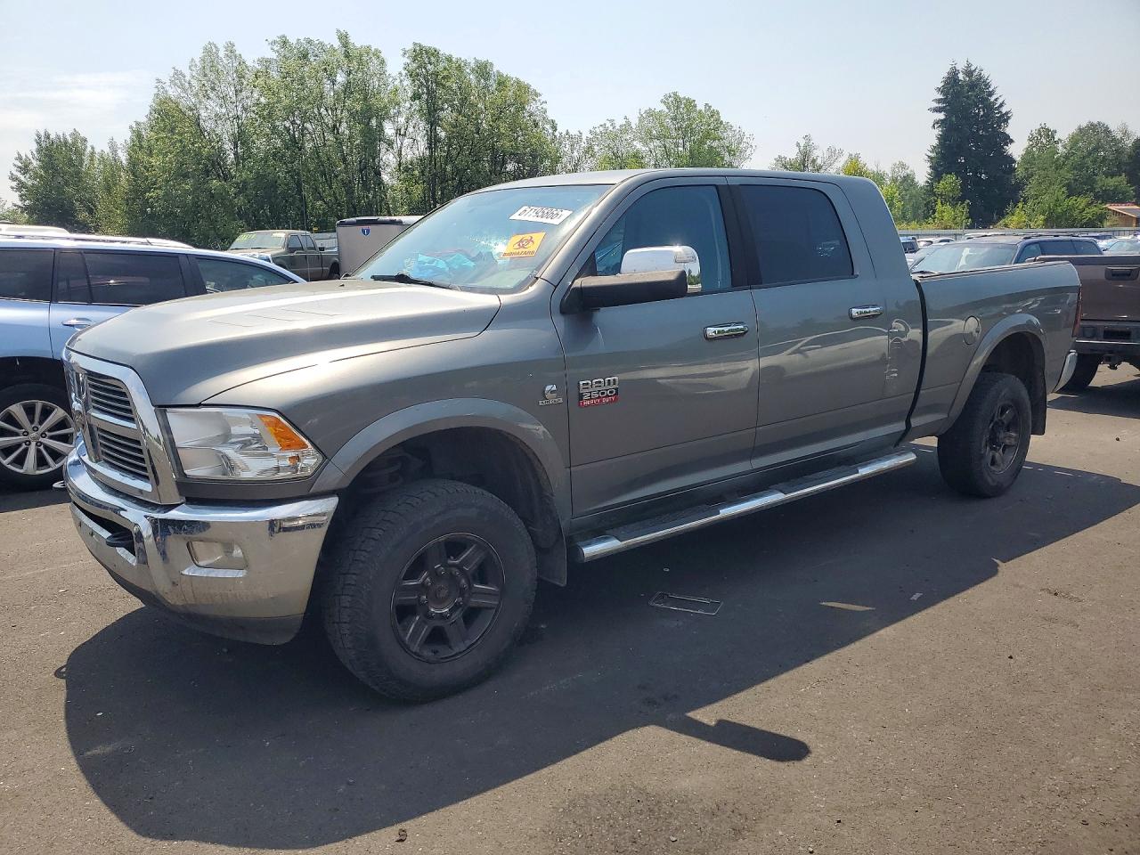2011 Ram 2500 Laramie, VIN 3D7UT2HL0BG600945 — Rear end