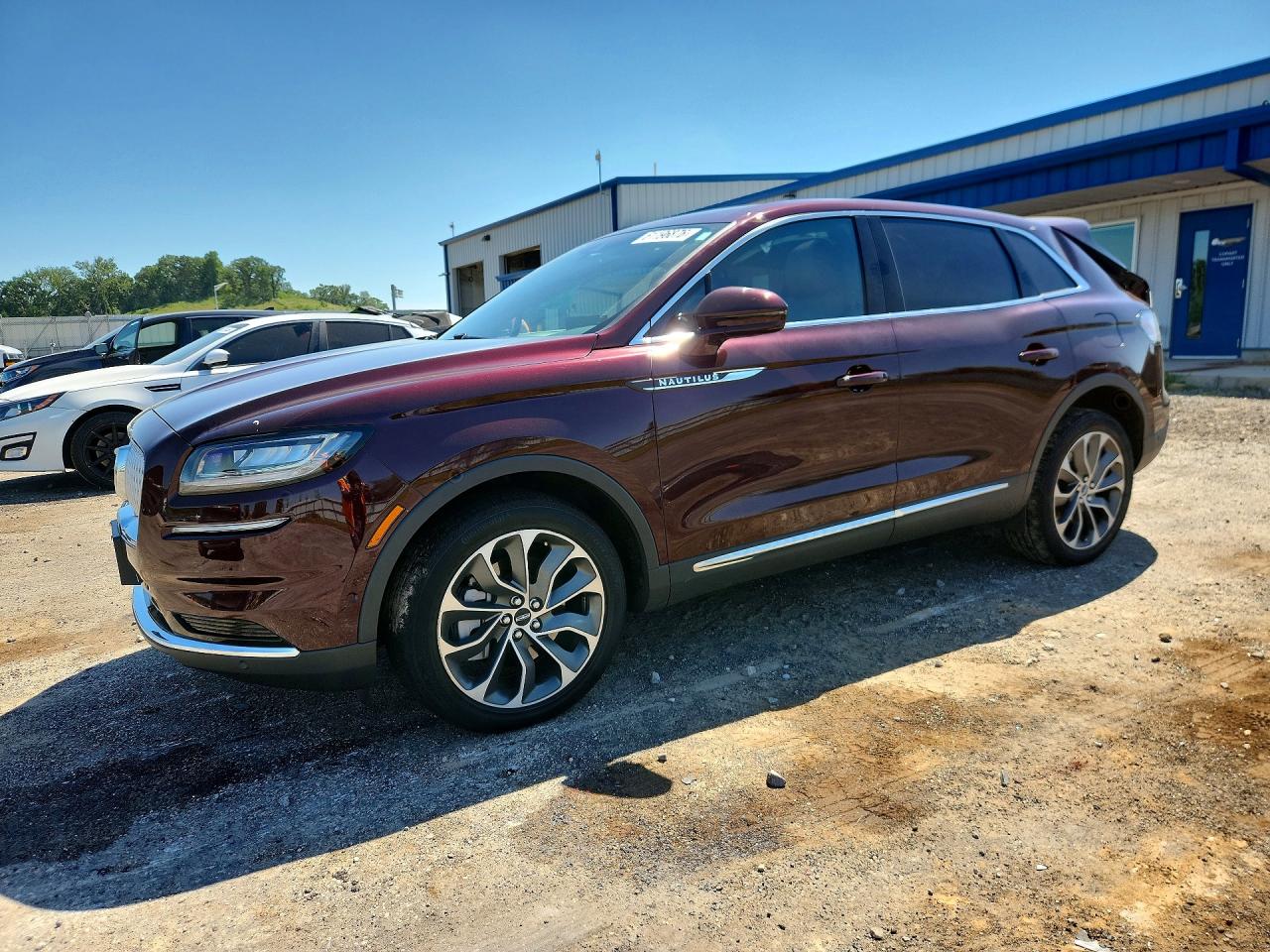 2023 Lincoln Nautilus Reserve, VIN 2LMPJ8K93PBL22470 — Rear end